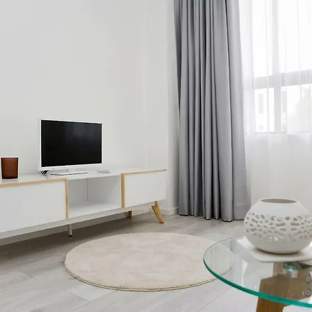 My Modern Homey At Apartman Porto